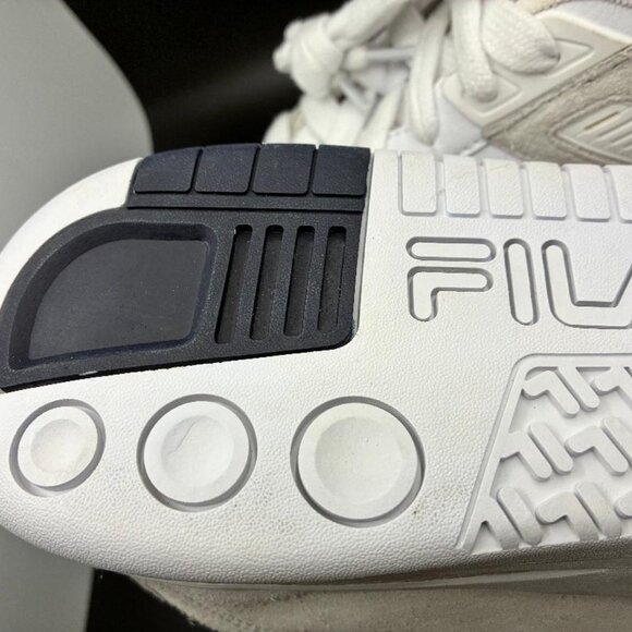 *NEW* FILA Men\'s CORDA Sneaker 126 Size 10 1/2 White/Red/Blue Technology Concept